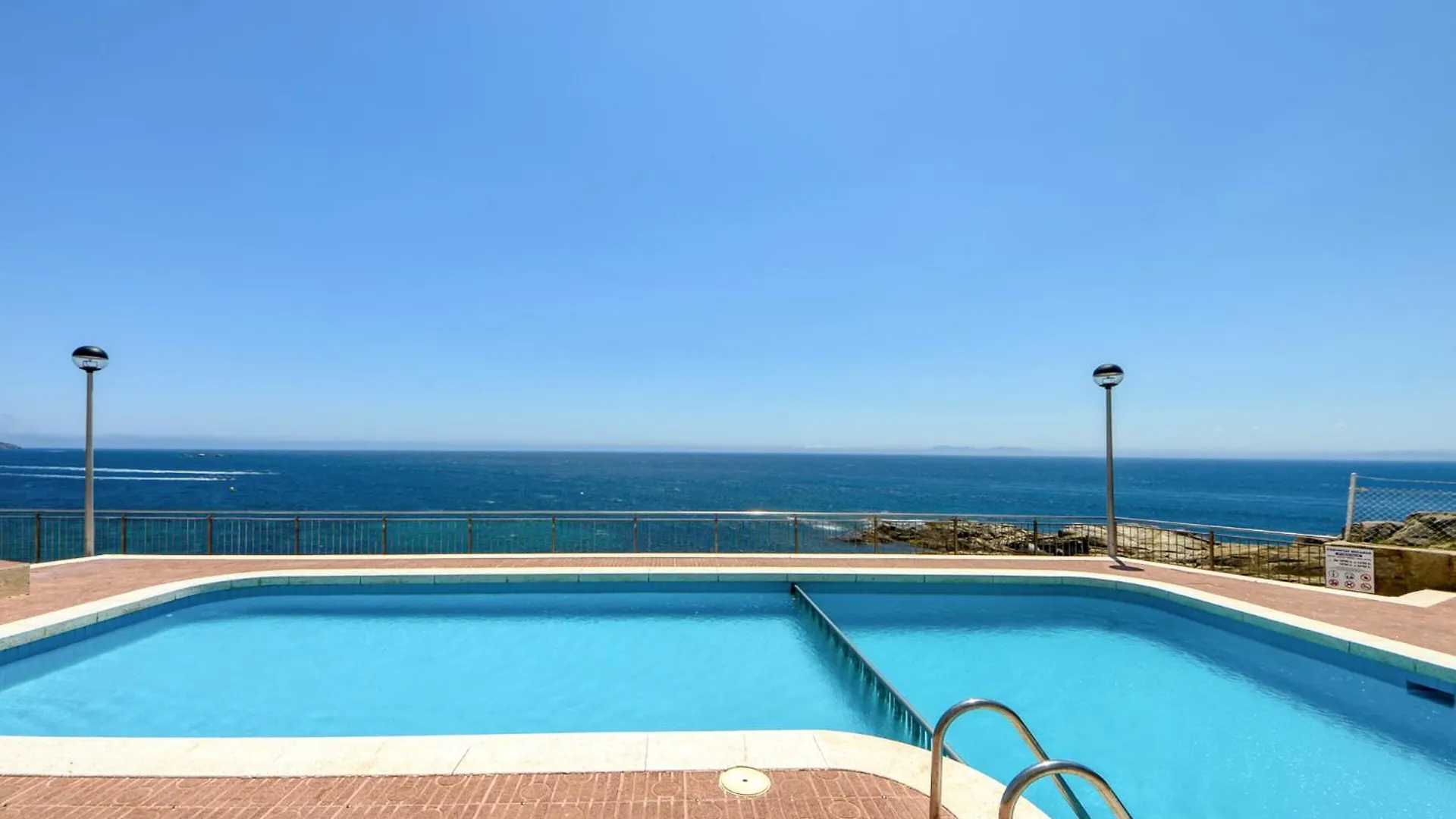 Atico Crucero Suite Vip Roses Apartment
