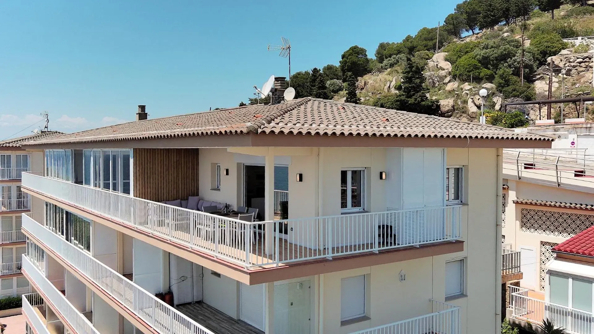 Atico Crucero Suite Vip Roses Apartment