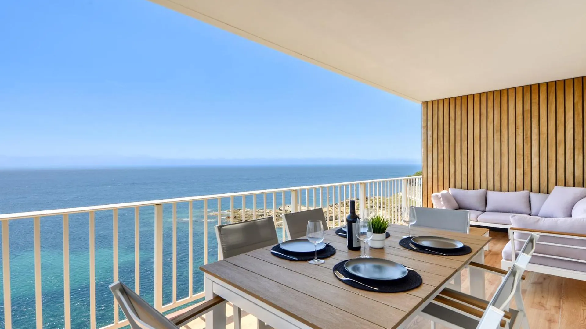 Atico Crucero Suite Vip Roses Apartment